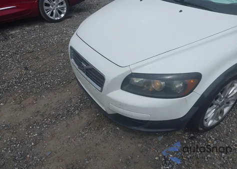 2009 Volvo C30 T5/T5 R-Design z USA, uszkodzony, nr VIN YV1MK672192144920